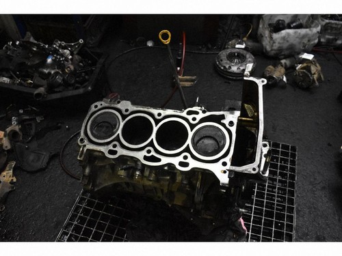 Blocco motore toyota avensis - motore,